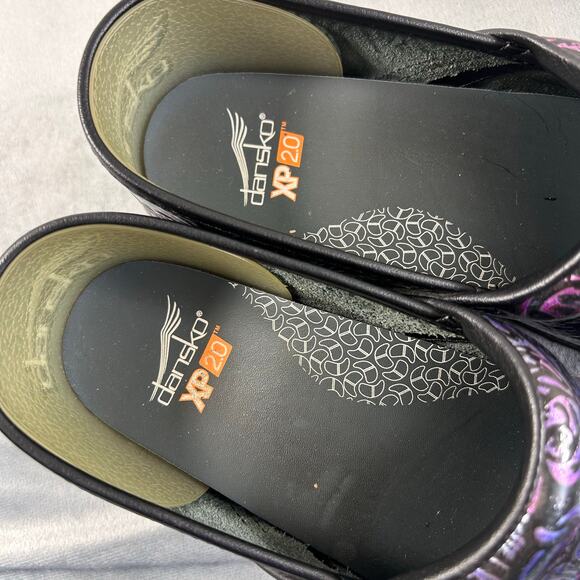 Copied - Dansko XP 2.0 Clog engraved floral patent leather rainbow tooled 40 - Picture 8 of 11